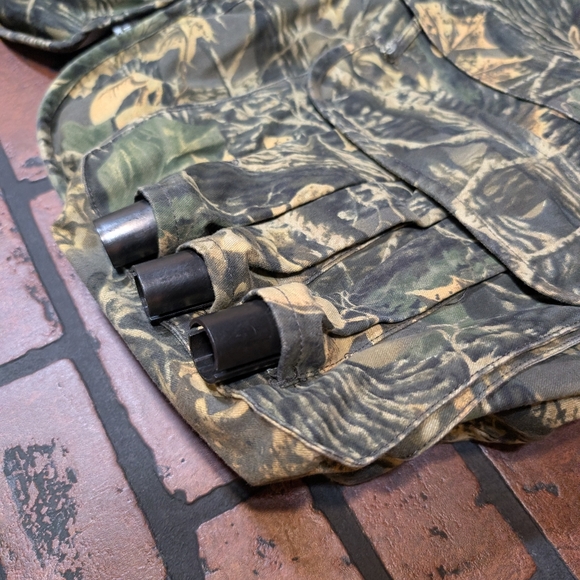 Cabela's Men's L Seclusion 3D Upland Bird / Duck Hunting Vest - Picture 3 of 14